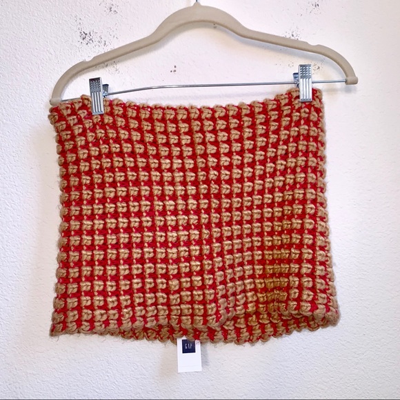 SOLD Gap | Chunky Knit Two Toned Scarf - Picture 4 of 4